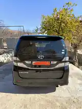 Toyota Vellfire, 2010-9