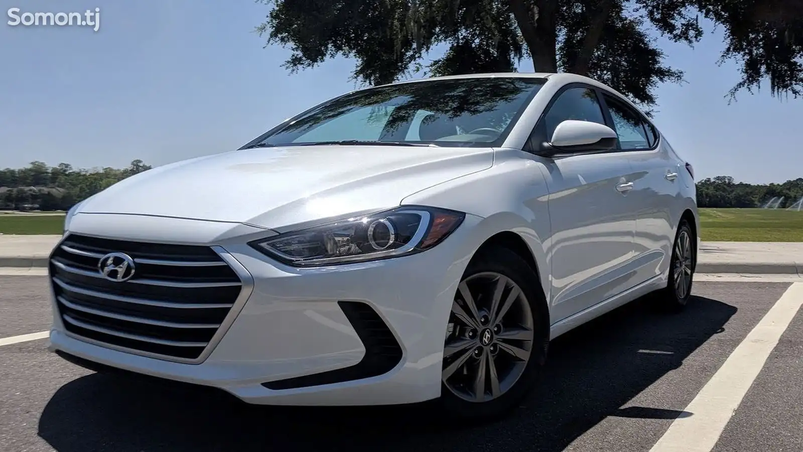 Hyundai Elantra, 2019-1