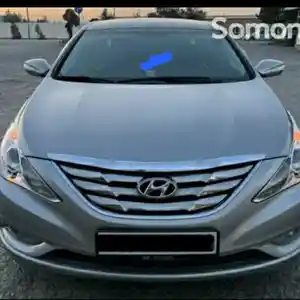 Лобовое стекло от Hyundai Sonata 2011-2014