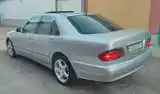 Mercedes-Benz E class, 2000-5