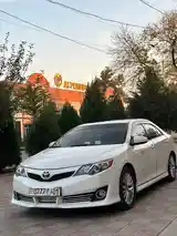 Toyota Camry, 2012-8