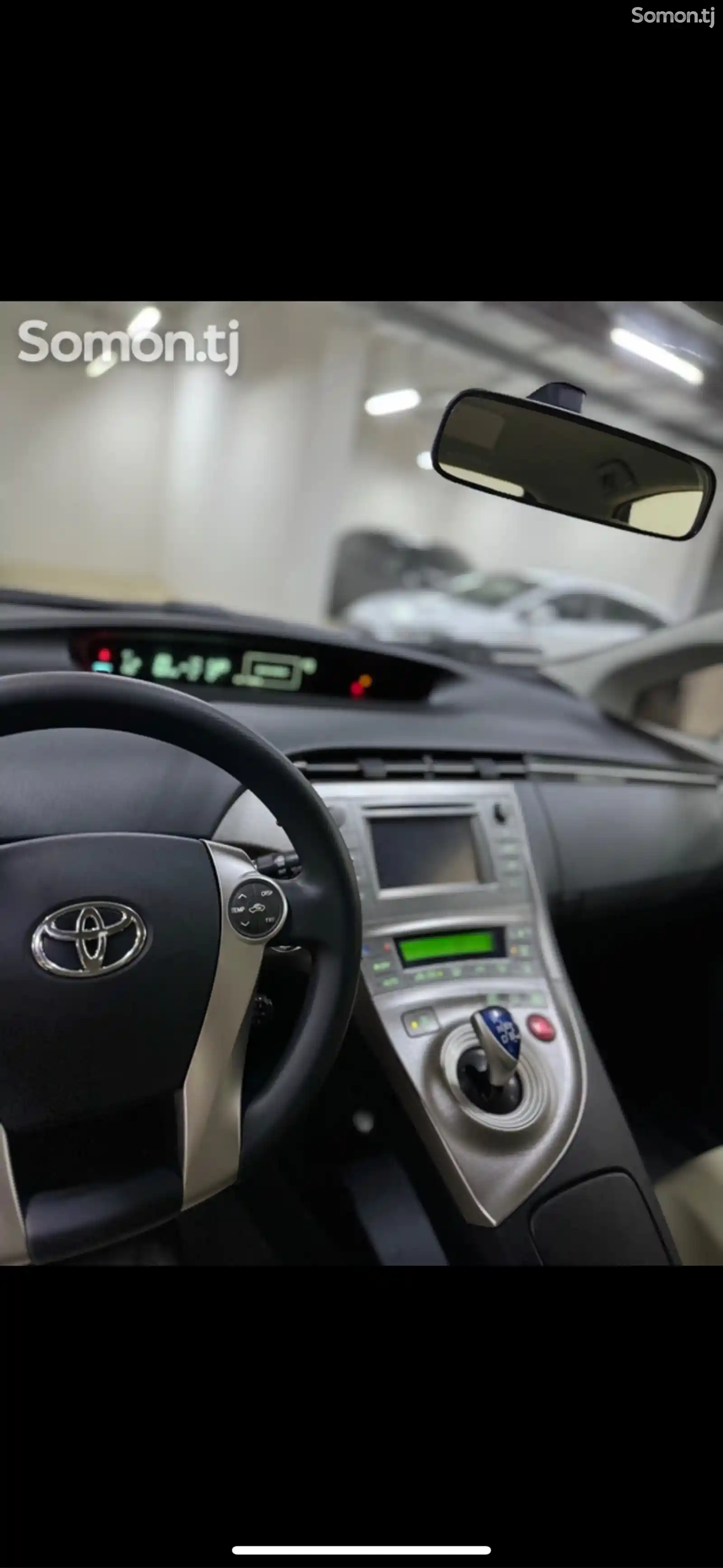 Toyota Prius, 2015-7
