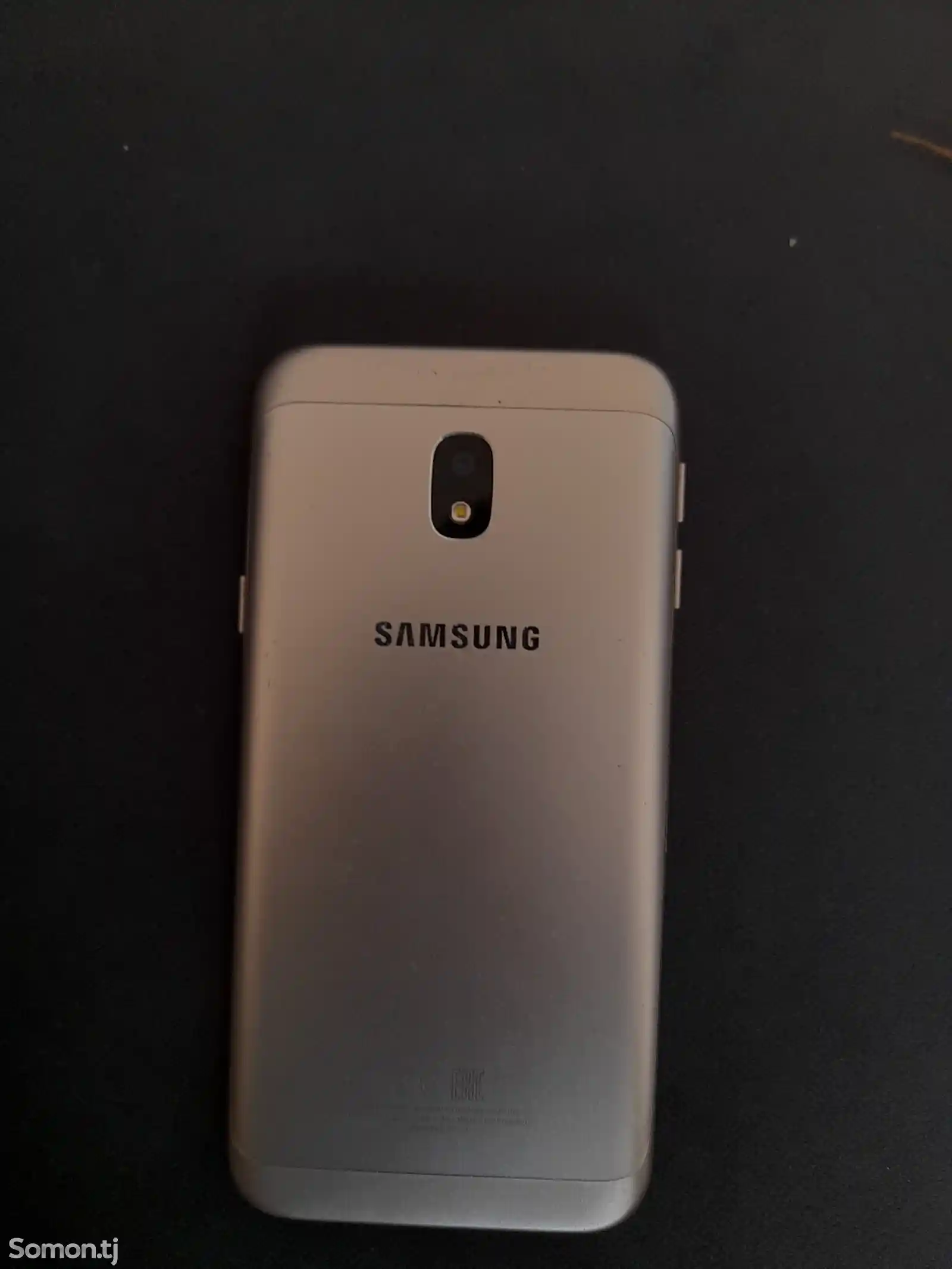 Samsung Galaxy J3-2