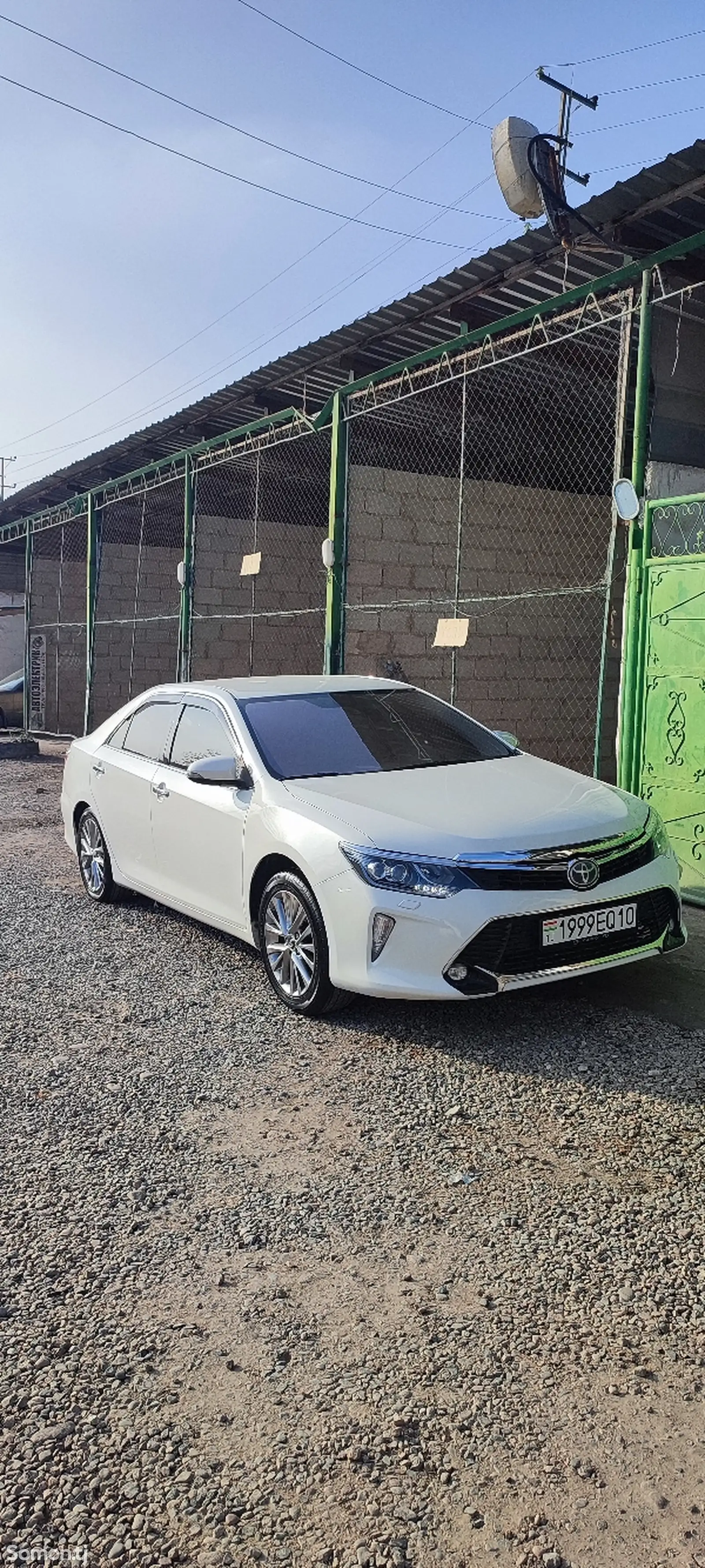 Toyota Camry, 2017-1