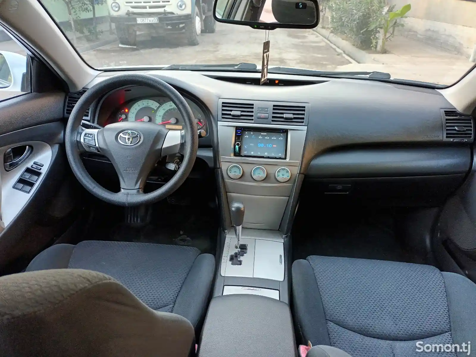 Toyota Camry, 2010-8