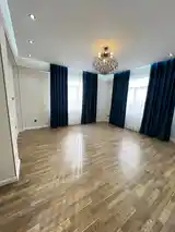 3-комн. квартира, 14 этаж, 114 м², Ашан-4