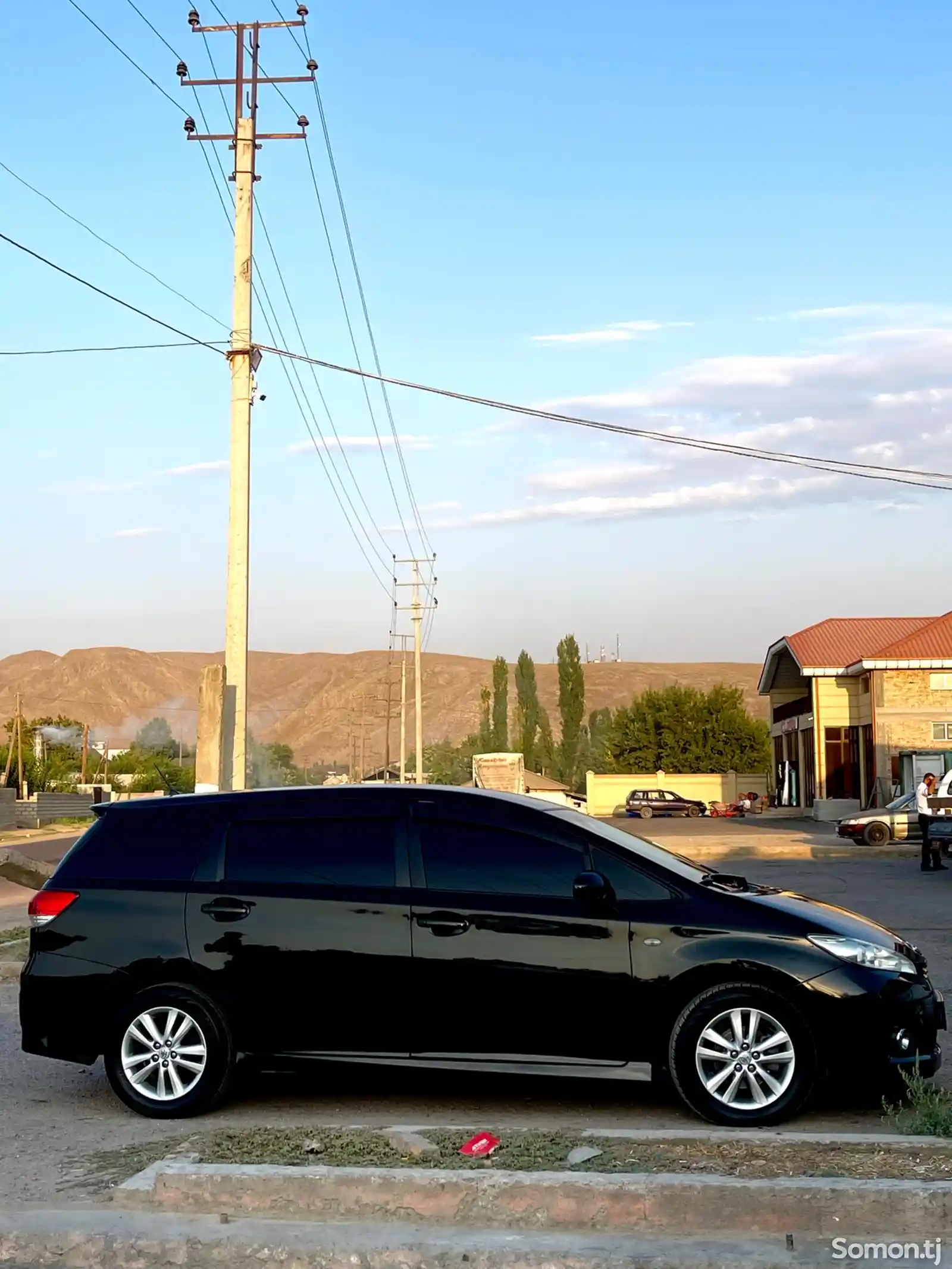 Toyota Wish, 2010-1