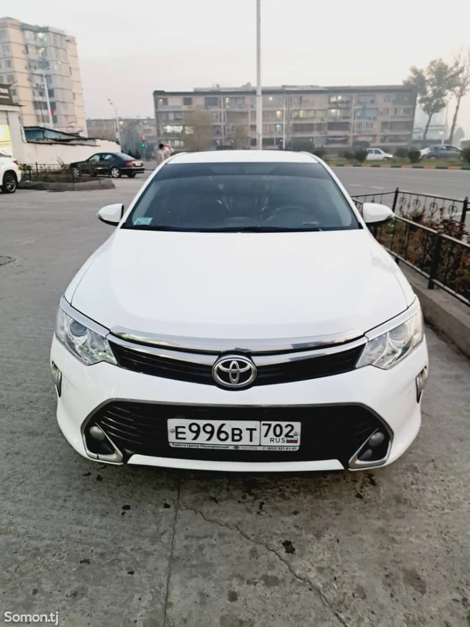 Toyota Camry, 2016-1