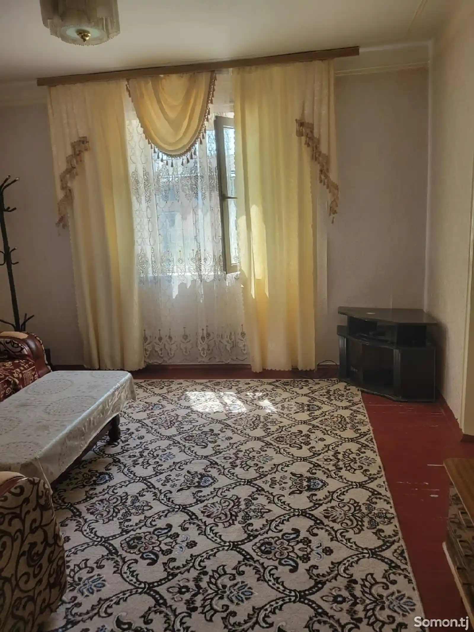 2-комн. квартира, 2 этаж, 45м², Универмаг-1