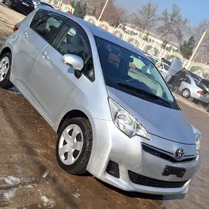 Toyota Vitz, 2014