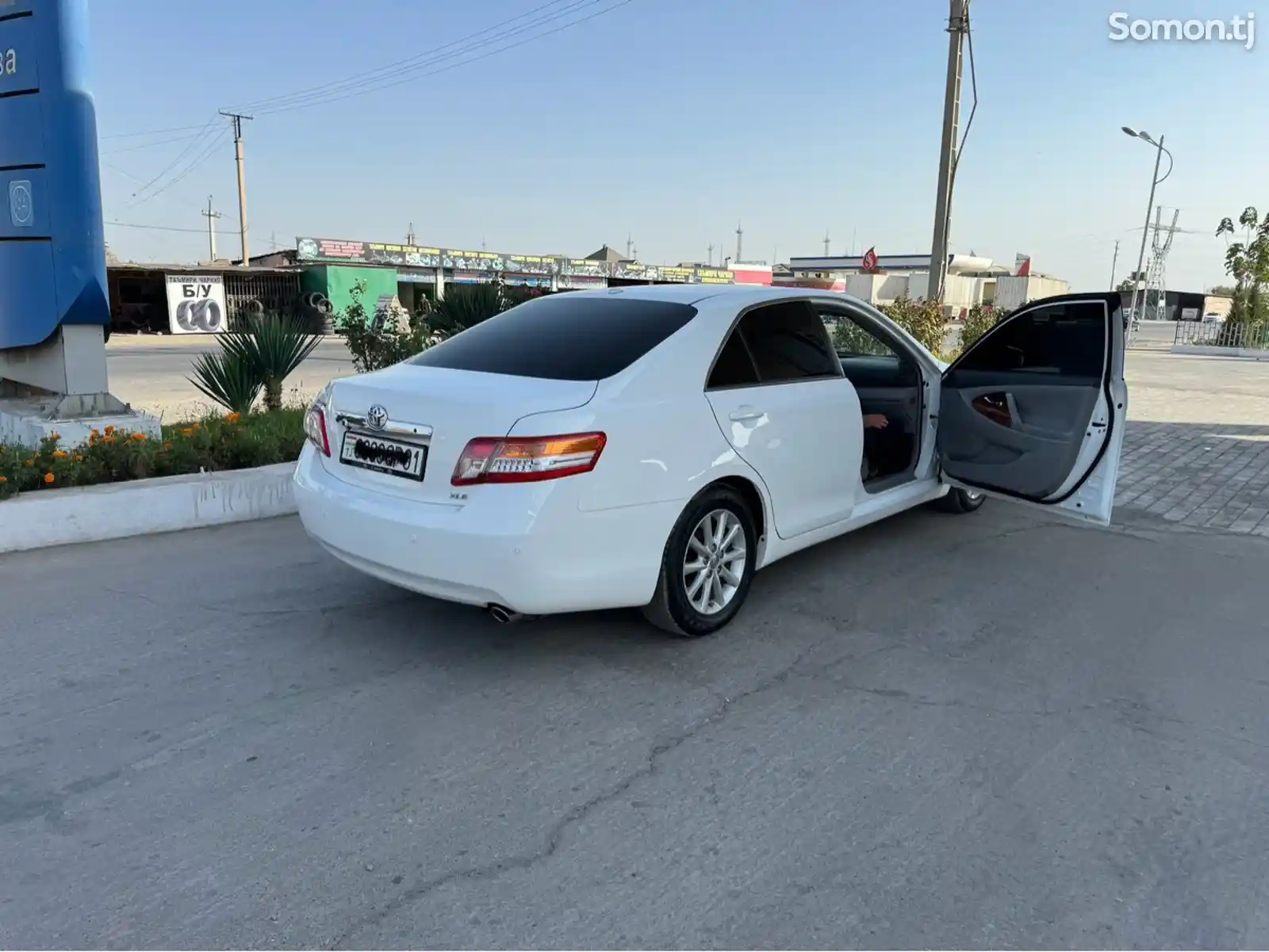 Toyota Camry, 2011-8