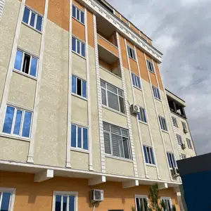 2-комн. квартира, Цокольный этаж, 40 м², Сино