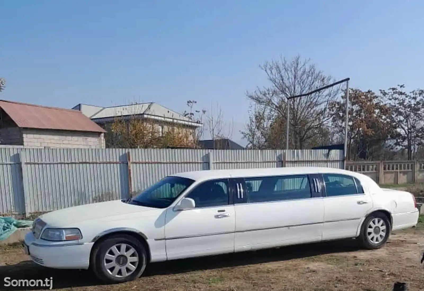 Lincoln Town Car, 2003-1