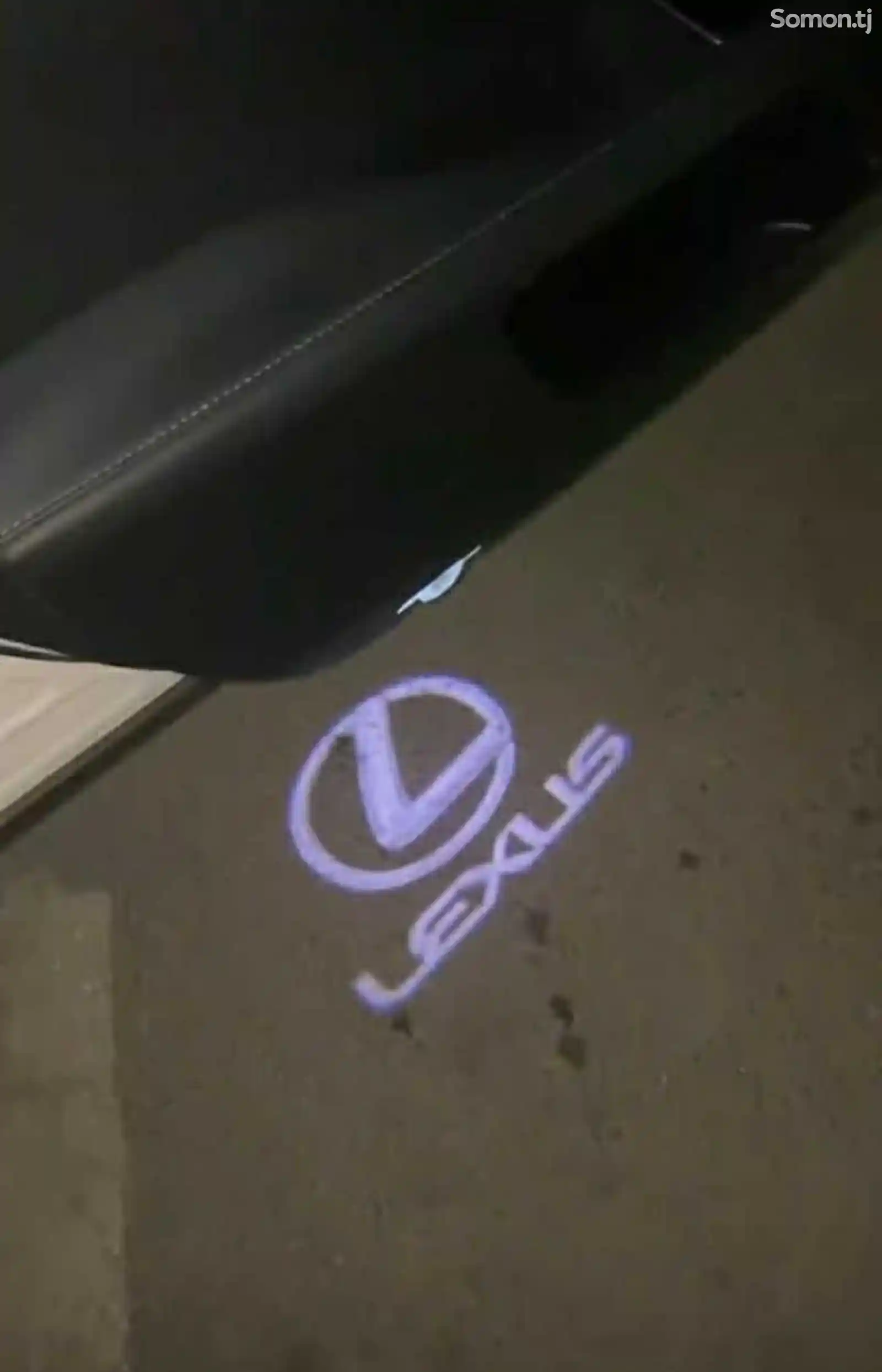 Штатная подсветка для дверей Lexus-2