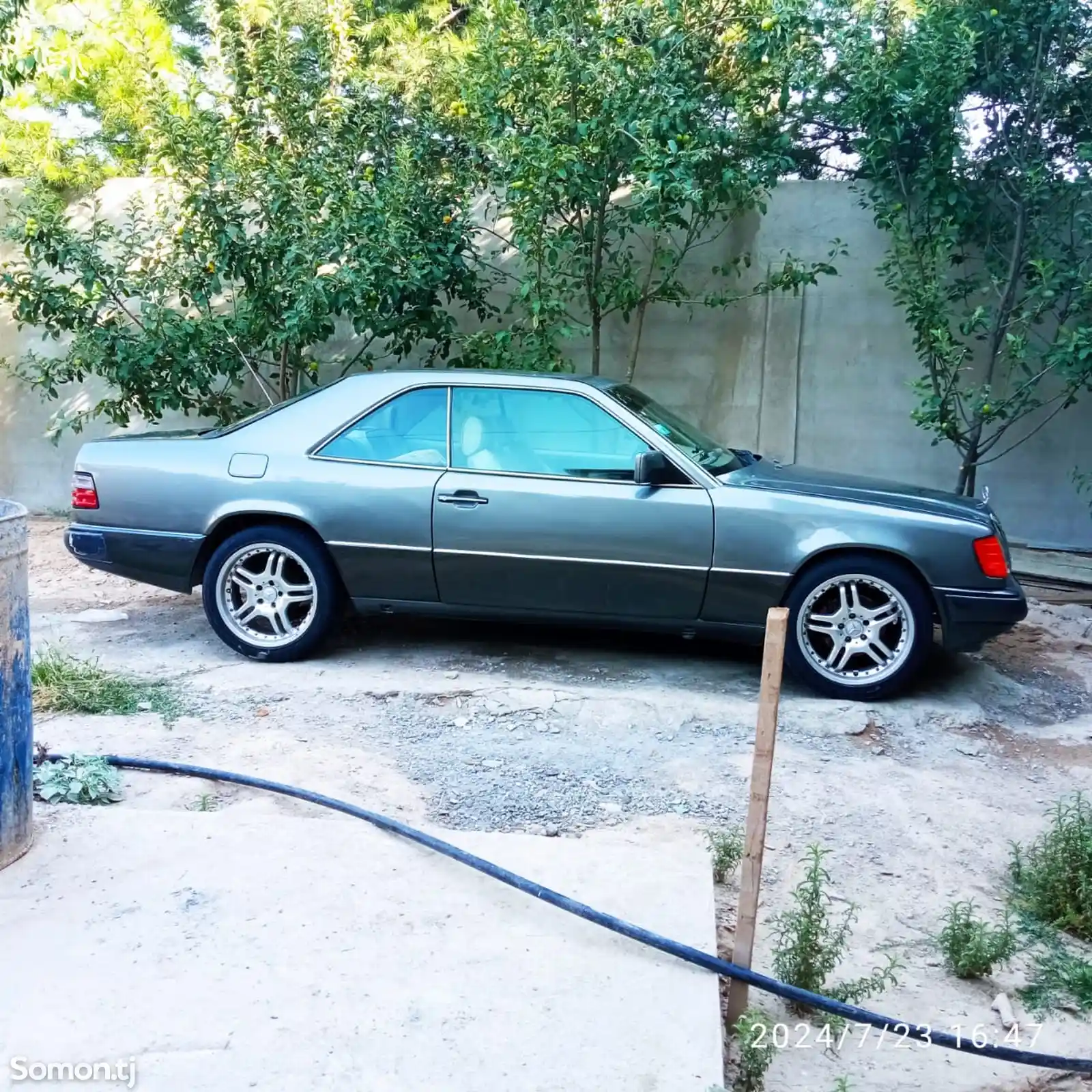 Mercedes-Benz E class, 1993-2