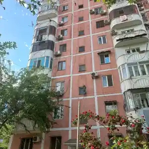 3-комн. квартира, 9 этаж, 80 м², 101 мкр