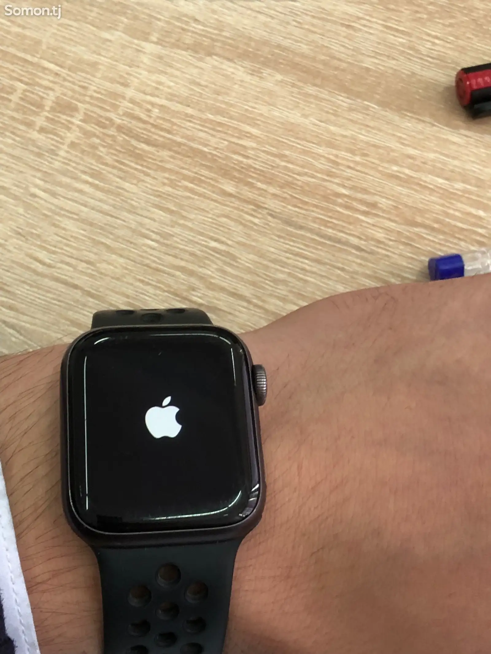 Смарт часы Apple watch 4