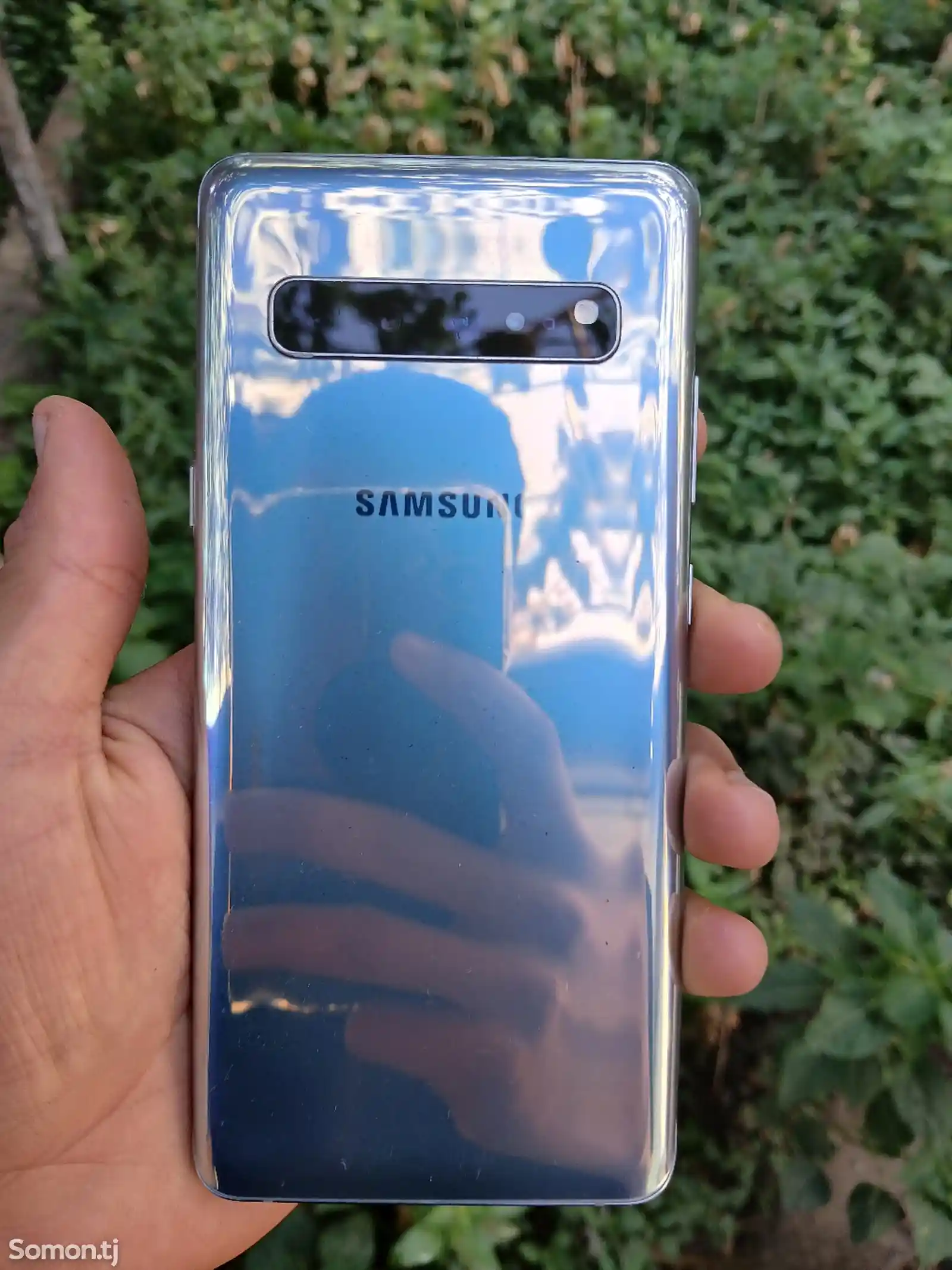 Samsung Galaxy S10 plus 5g-1