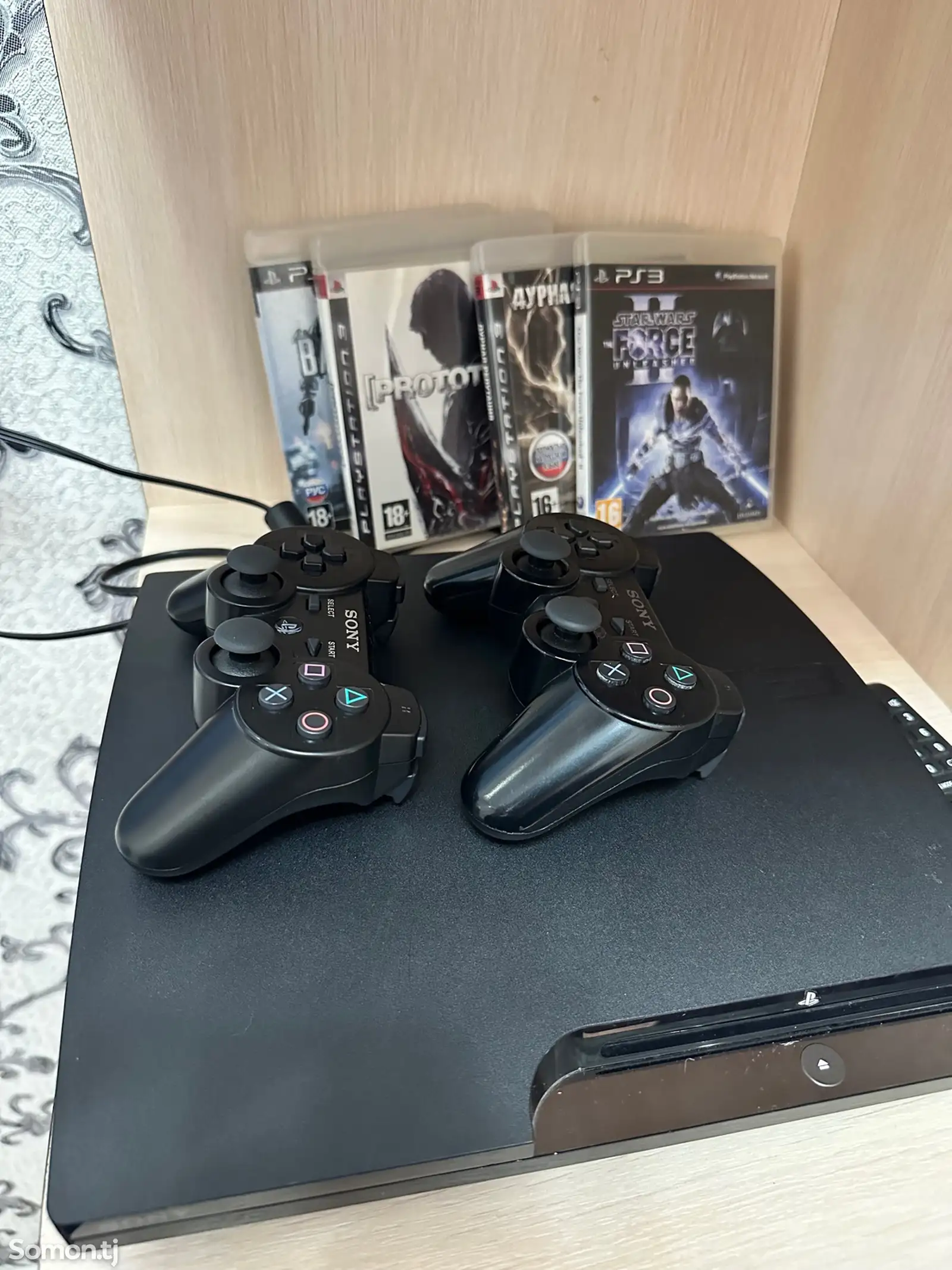 Игровая приставка PS3 slim 320gb-1