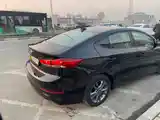 Hyundai Elantra, 2017-6