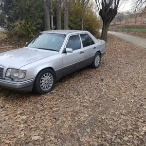 Mercedes-Benz E class, 1994