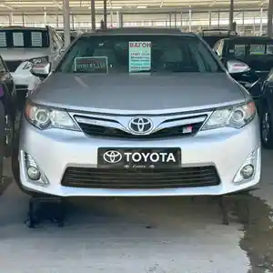 Toyota Camry, 2012