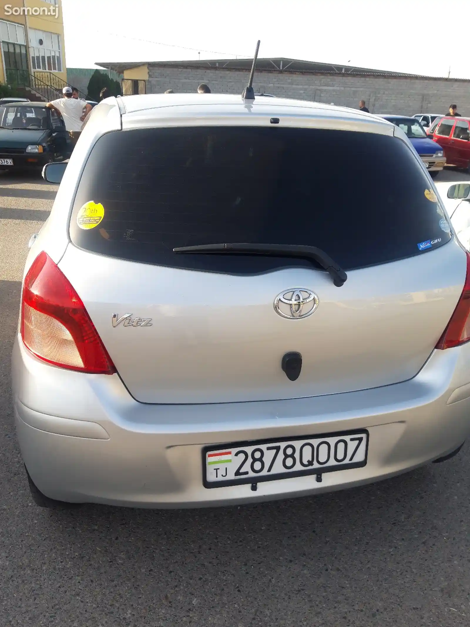 Toyota Vitz, 2010-1