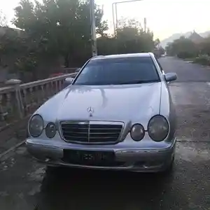 Mercedes-Benz E class, 2002