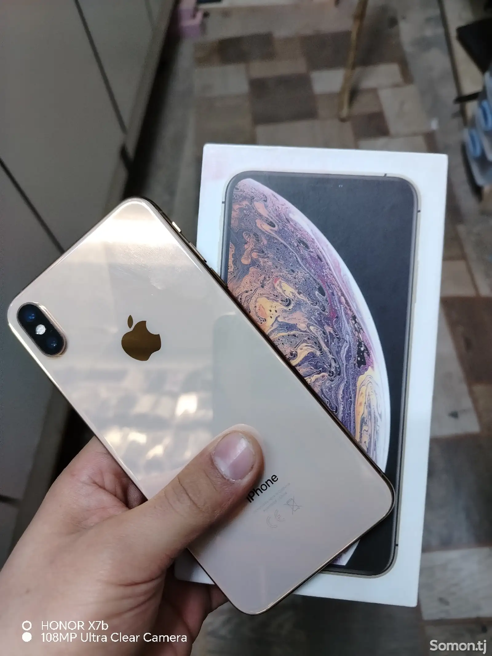 Apple iPhone Xs Max, 256 gb, Gold-1