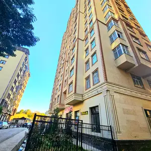 2-комн. квартира, 6 этаж, 53 м², Дом Печати