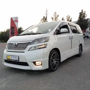 Toyota Vellfire, 2010