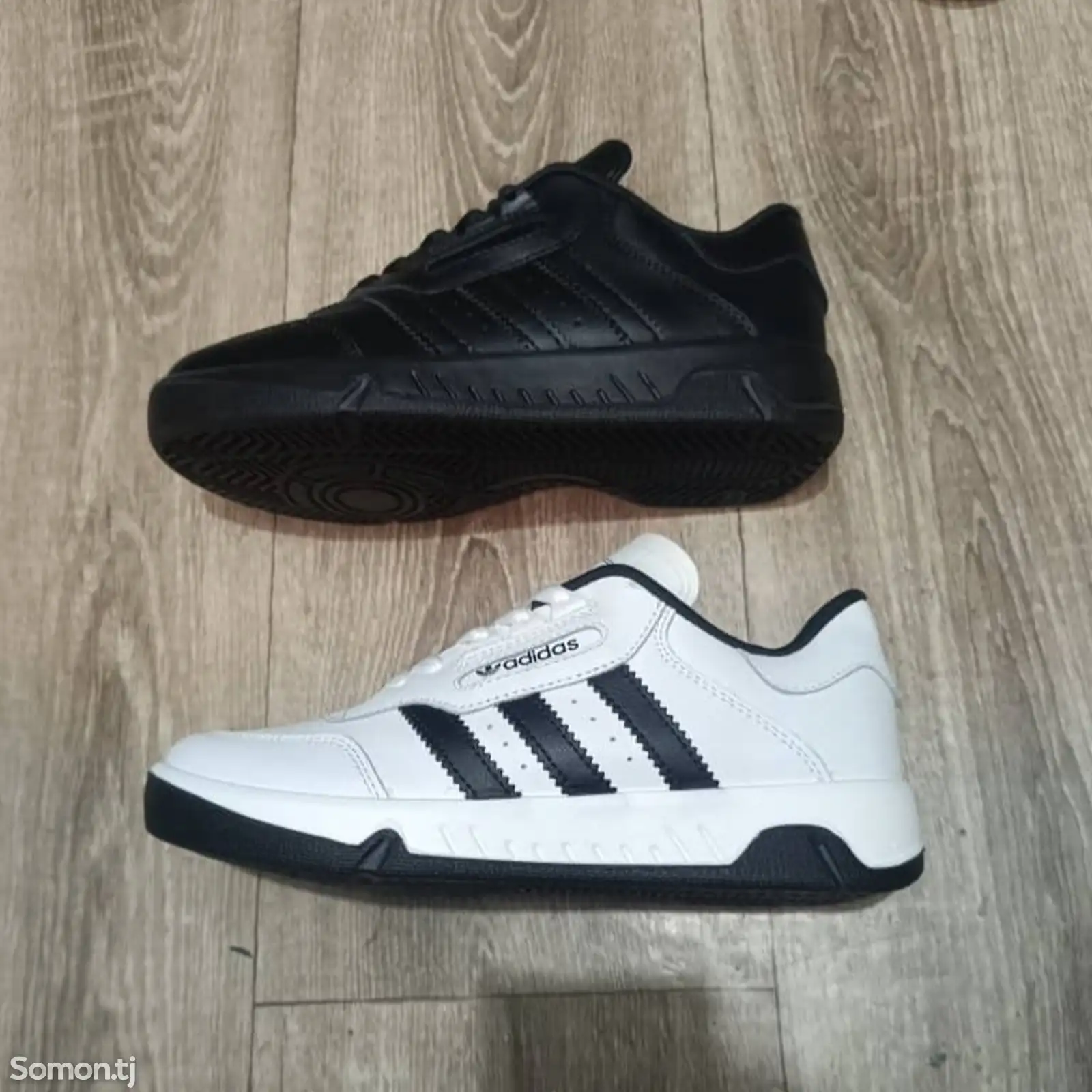 Кроссовки Adidas-3