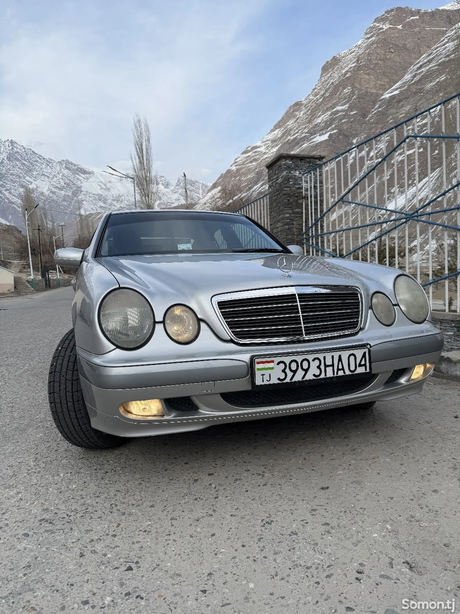 Mercedes-Benz E class, 2000-1