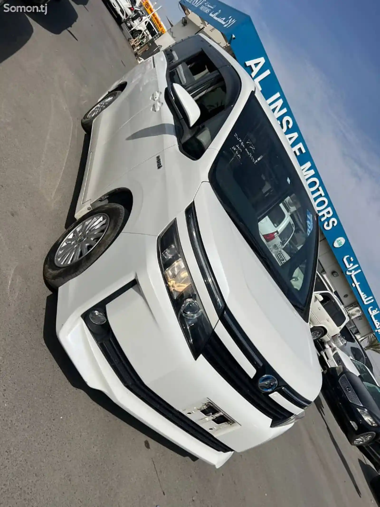 Toyota Voxy, 2014-4