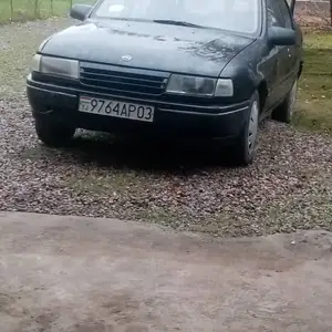 Opel Vectra A, 1991