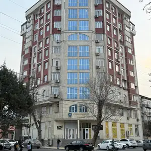 2-комн. квартира, 8 этаж, 72 м², Центр, магазин Анис