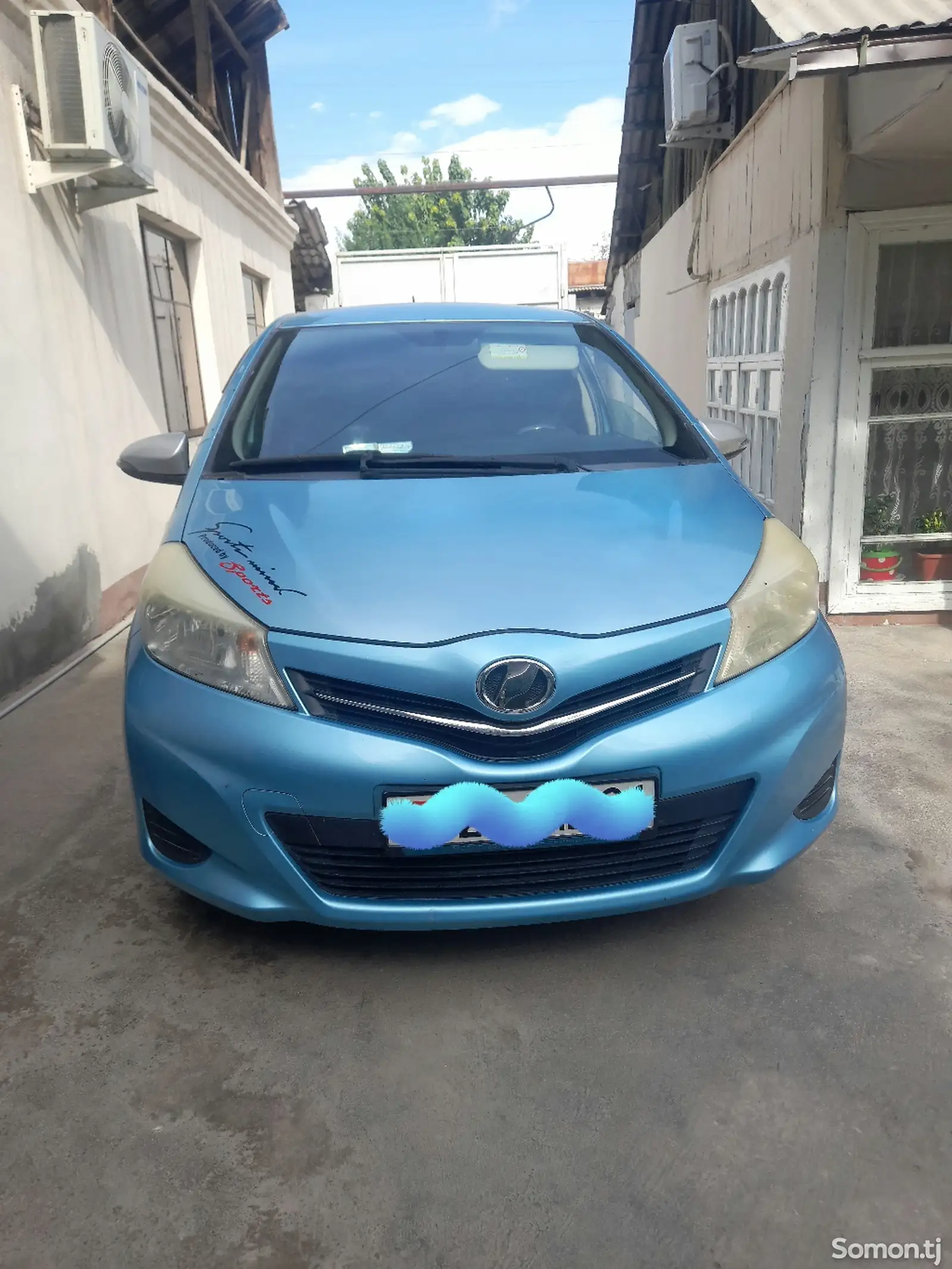 Toyota Vitz, 2011-1