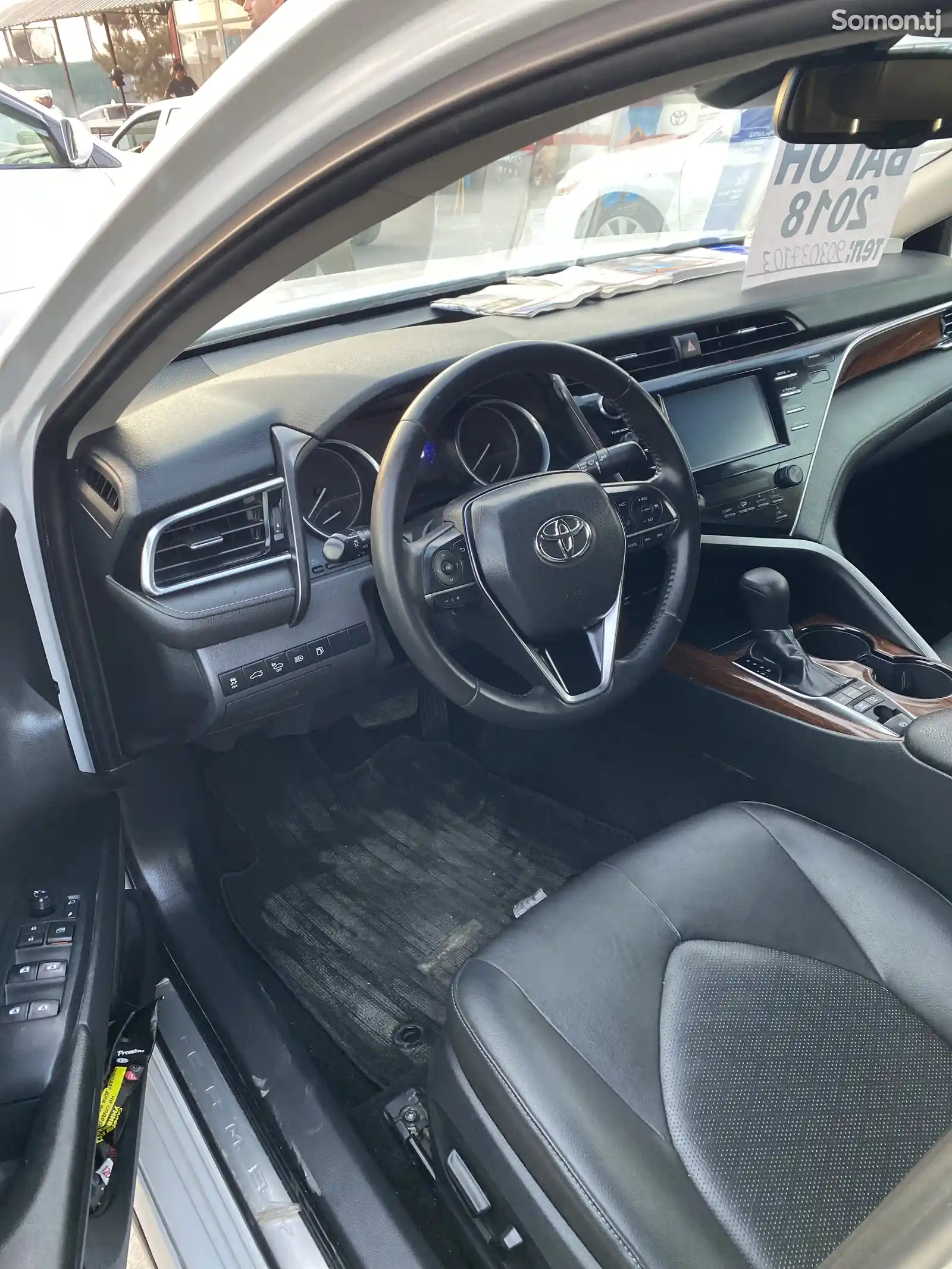 Toyota Camry, 2018-1