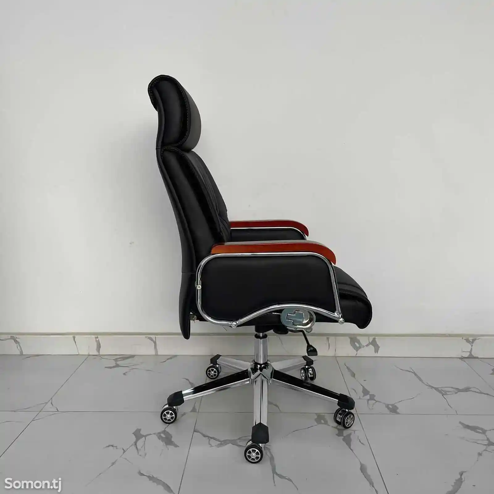 Кресло для руководителя-2