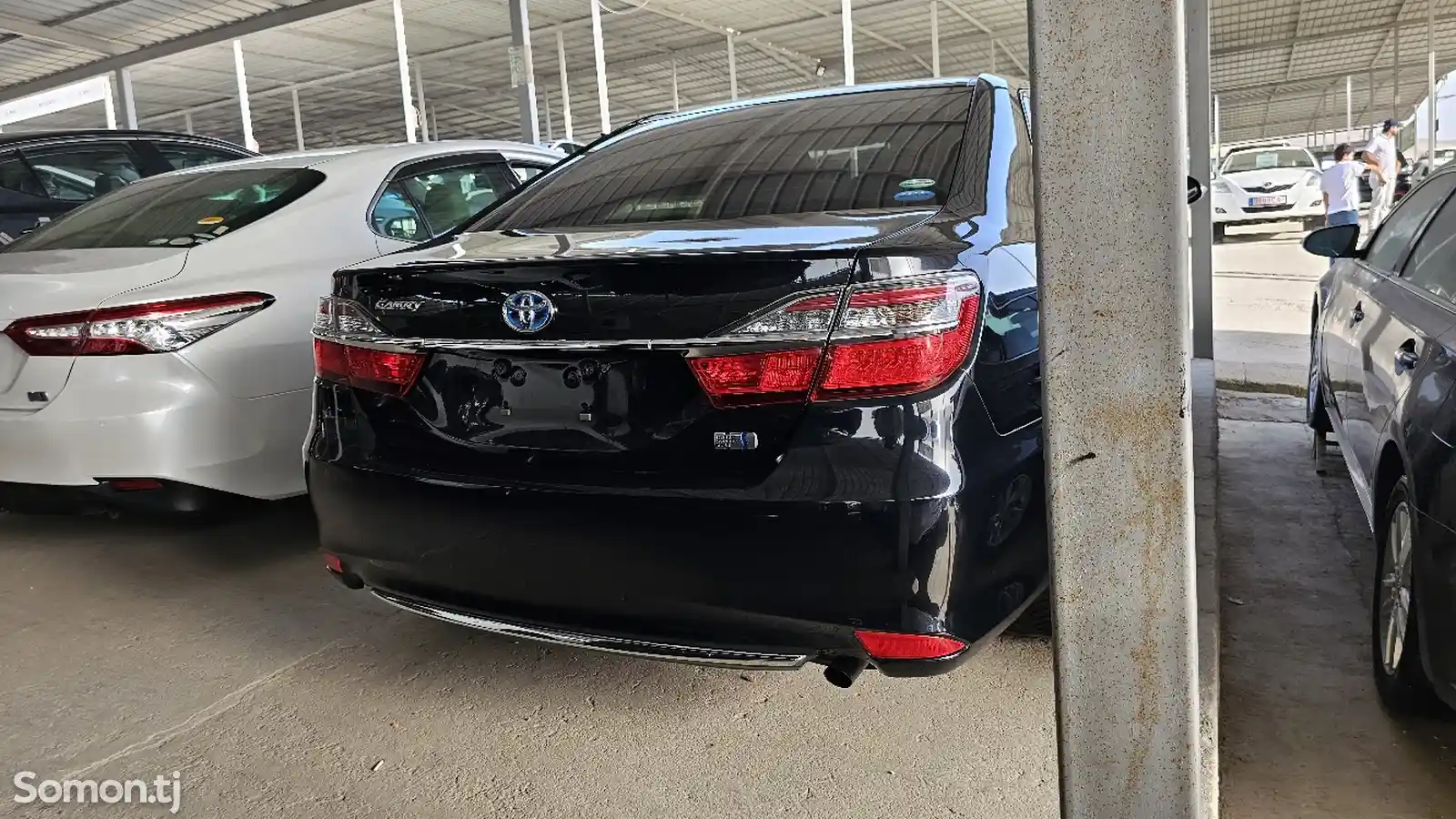 Toyota Camry, 2016-1