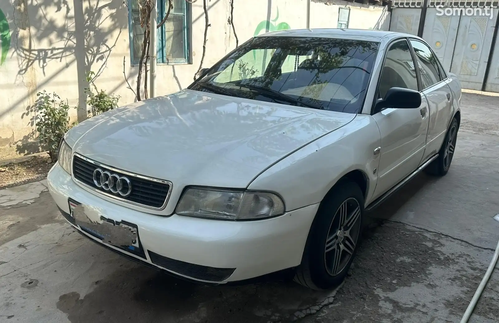 Audi A4, 1995-3