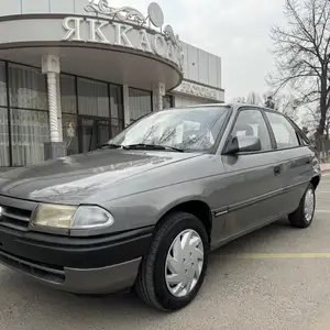 Opel Astra F, 1992