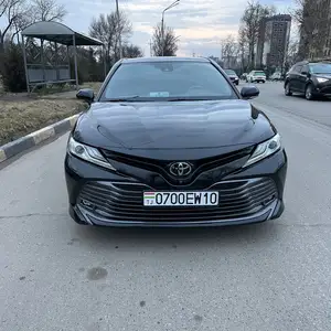 Toyota Camry, 2020