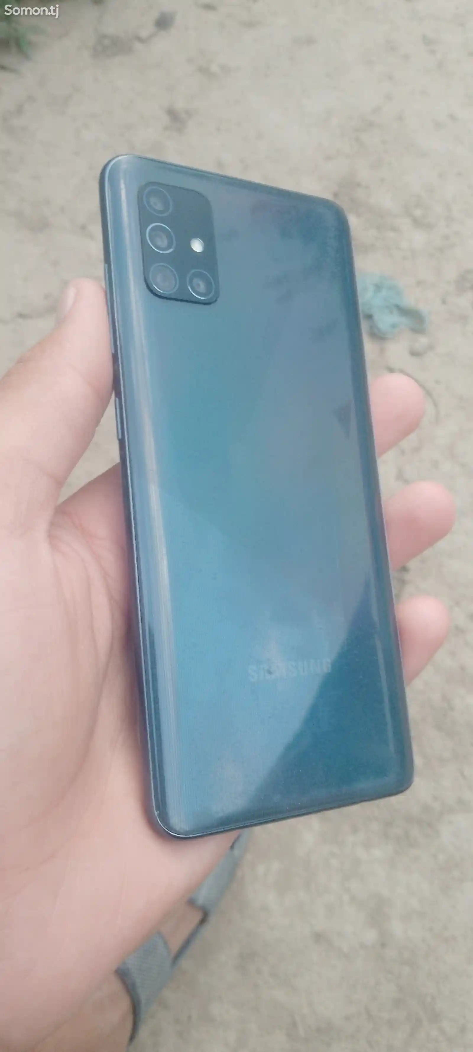 Samsung Galaxy a 51-2