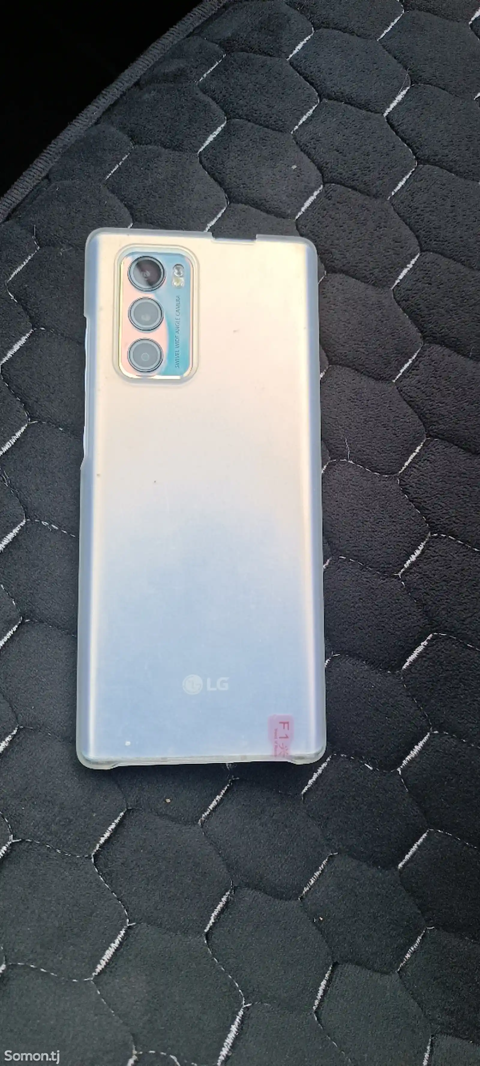 Телефон LG-3