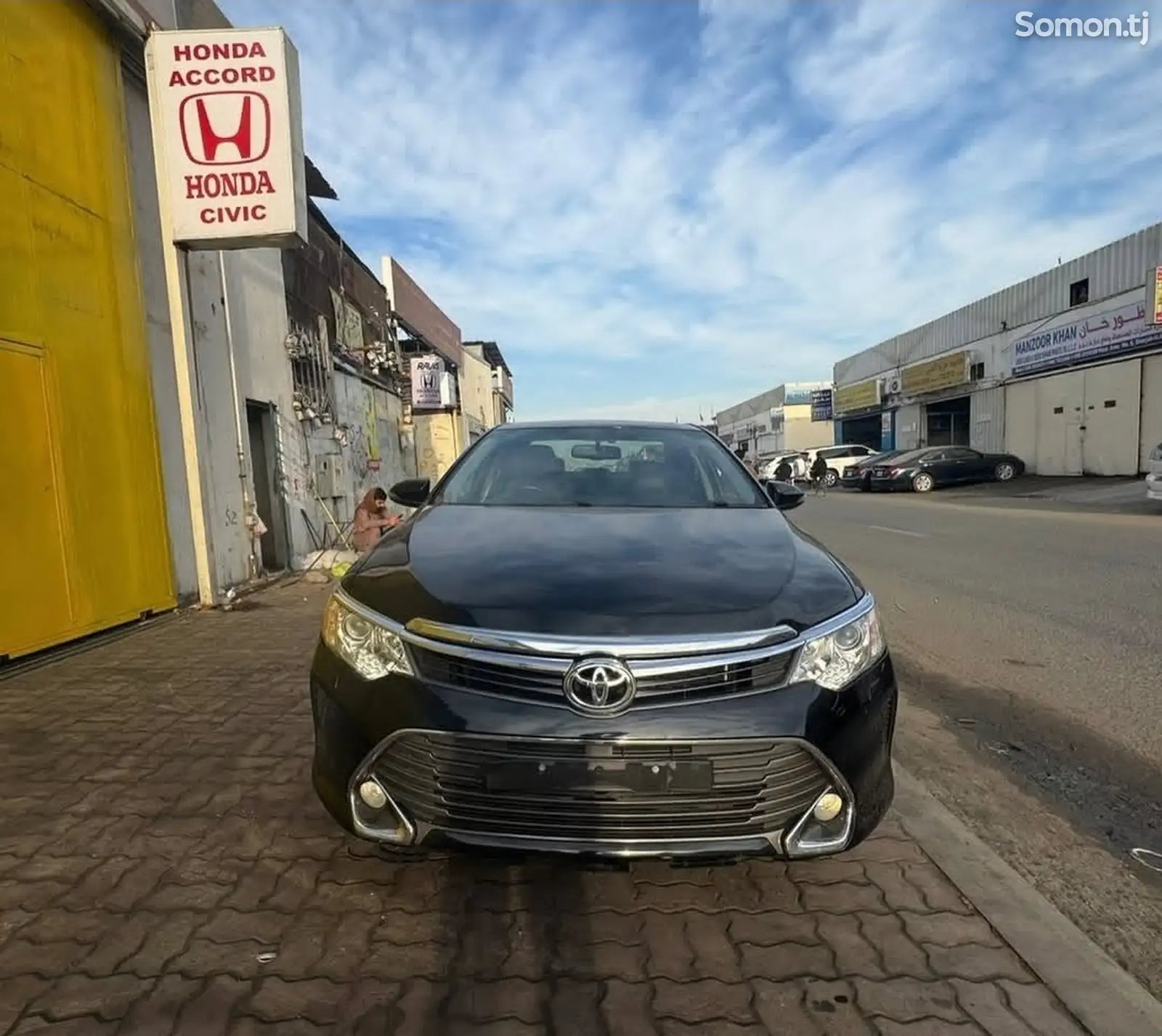 Toyota Camry, 2015-1