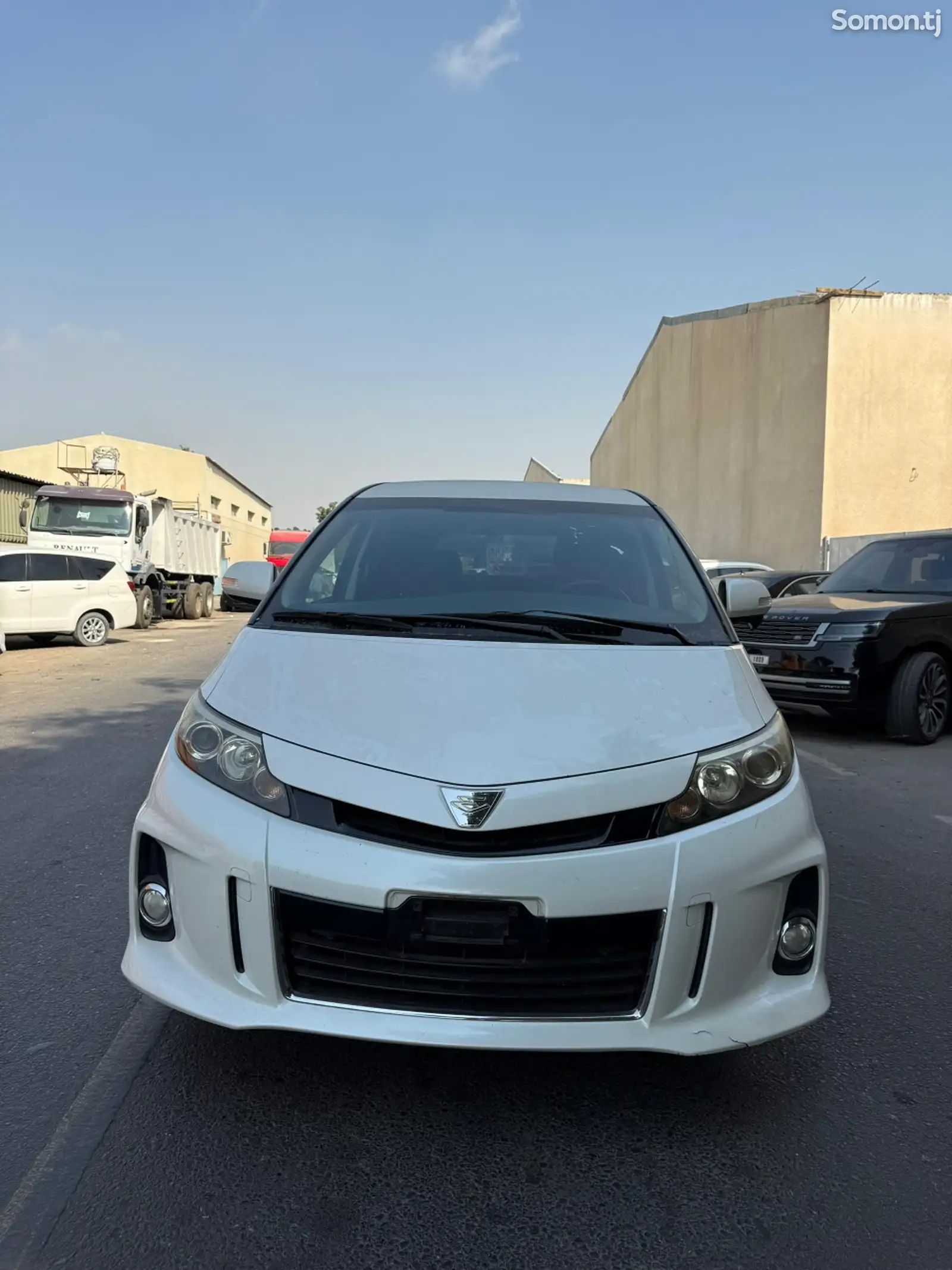 Toyota Estima, 2014-1