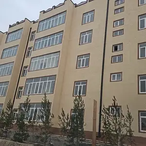 2-комн. квартира, 3 этаж, 64 м², варзишгохи хосилот