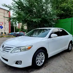 Toyota Camry, 2010