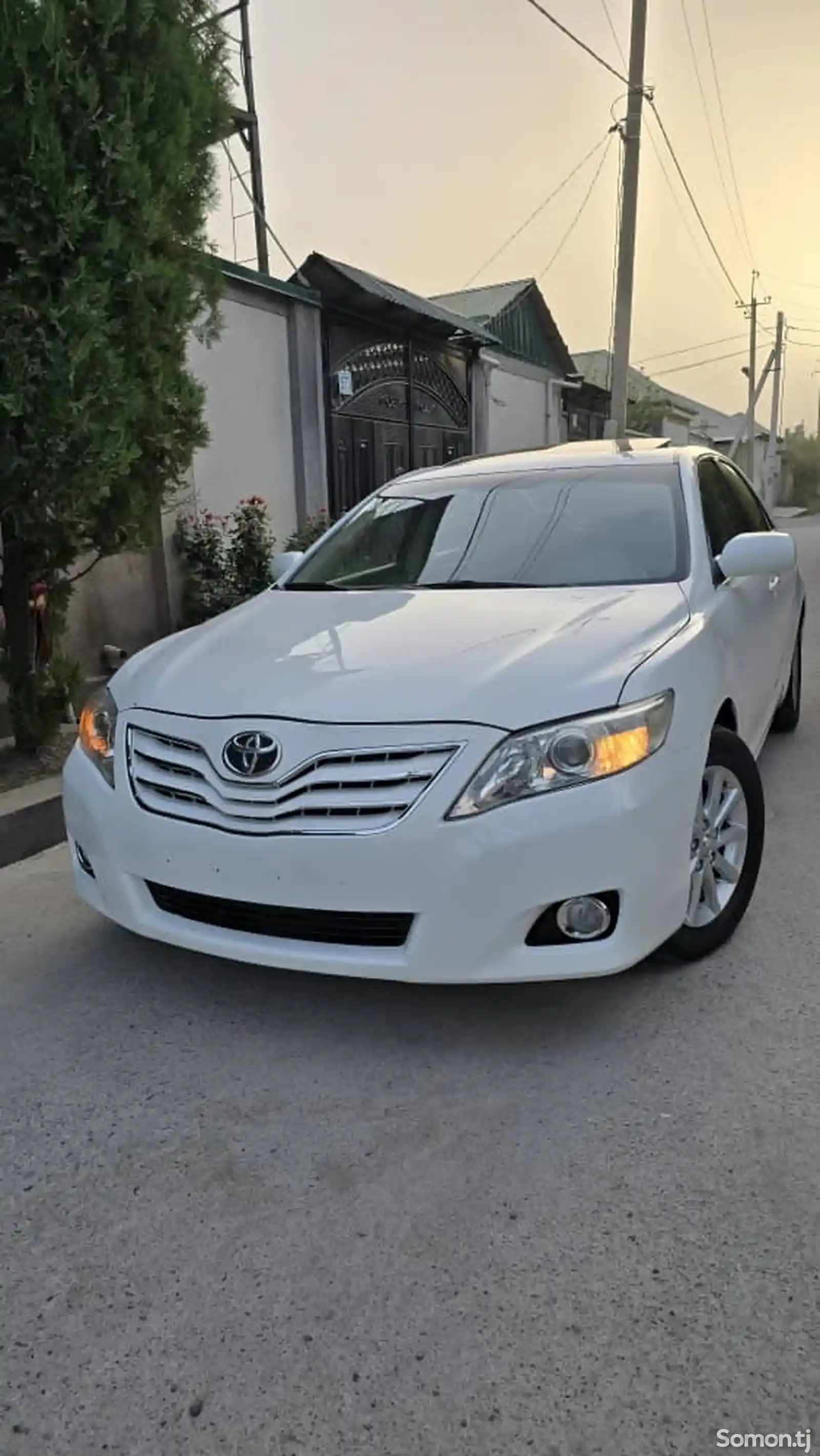 Toyota Camry, 2011-8